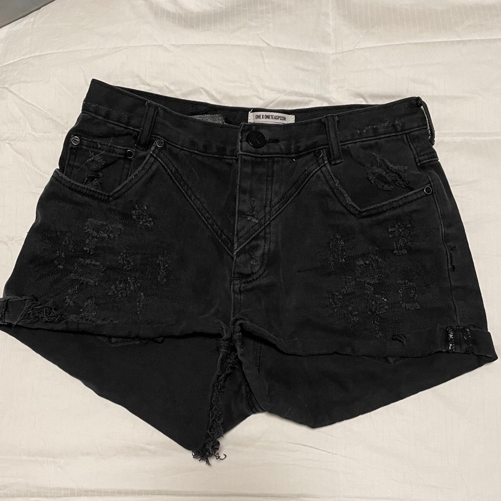 One X One Teaspoon Black Distressed Shorts